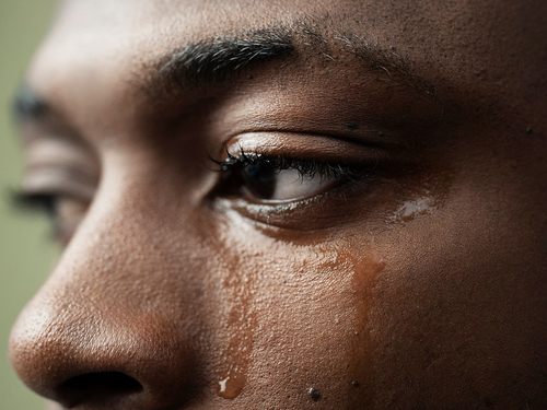 ¿Cómo se producen las lágrimas y por qué lloramos cuando estamos tristes?