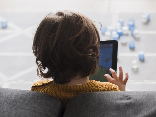 Día Mundial del Autismo: aumento de menores con síntomas similares al TEA por el abuso de las pantallas